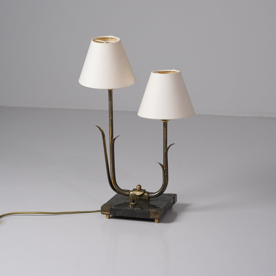 Harvinainen pöytävalaisin, Valinte, 50-luku