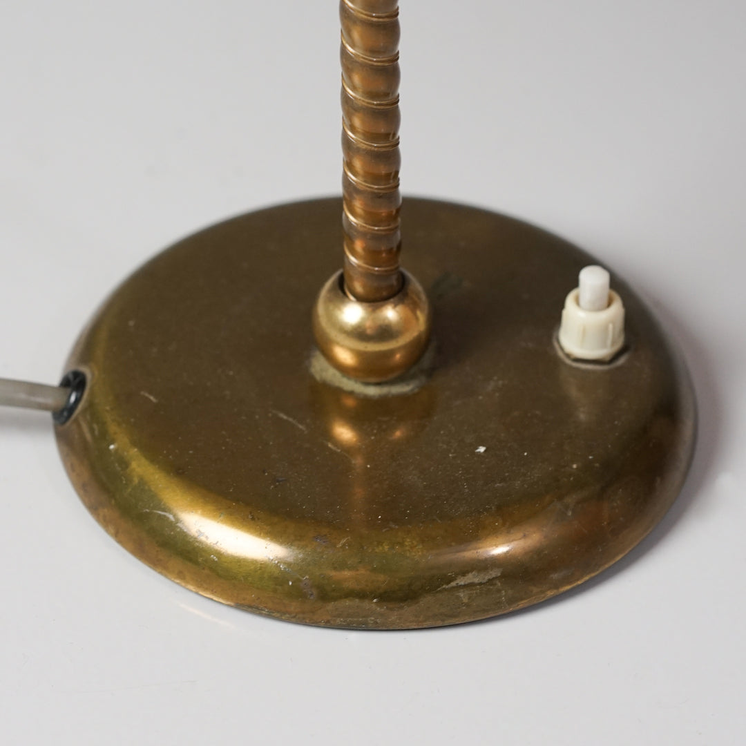 Pöytävalaisin malli 2059, Lisa Johansson-Pape, Orno, 50-luku