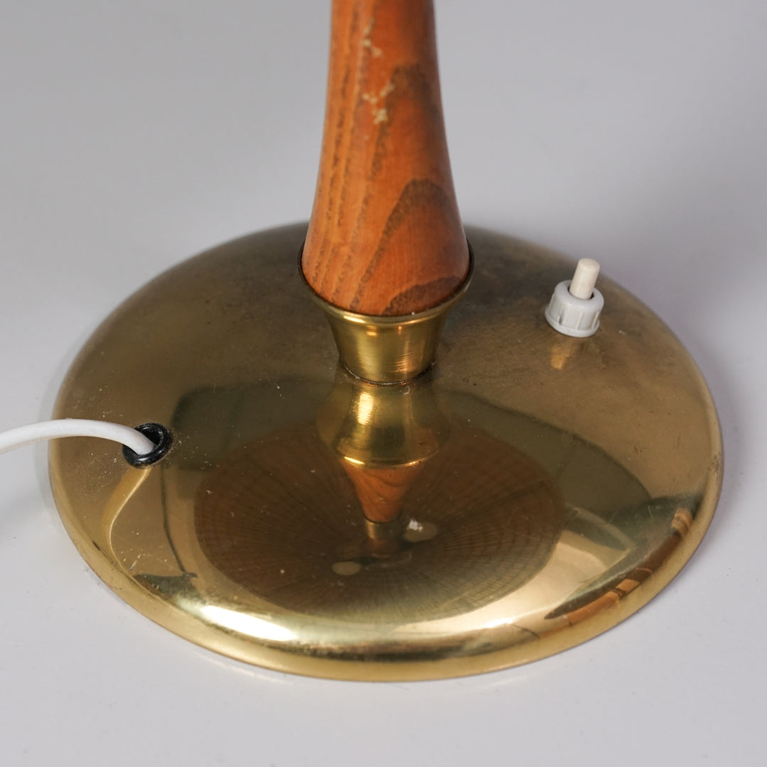 Pöytävalaisin pari malli EV 47, Itsu, 1900-luvun puoliväli