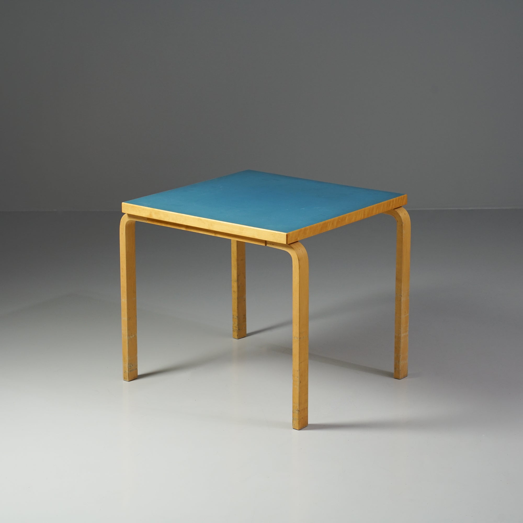 【GW限定価格】artek Alvar Aalto vintage table Model 81C table, Alvar Aalto, Artek, 1960s – Fargo Vintage & Design