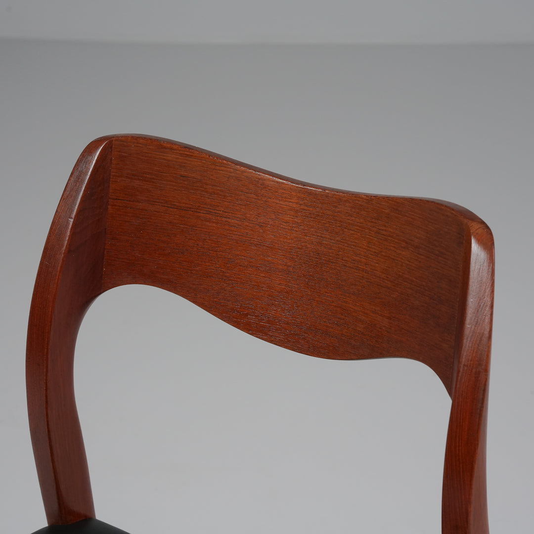 Model 71 chair, Niels Otto Møller, J.L Møllers Møbelfabrik, 1960s