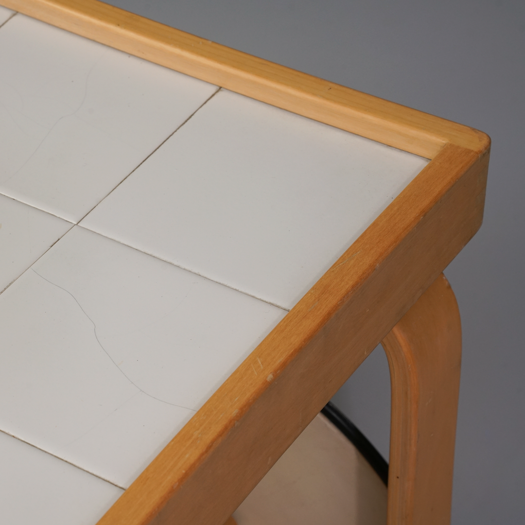 Tarjoiluvaunu malli 900, Alvar Aalto, Artek, 60-luku