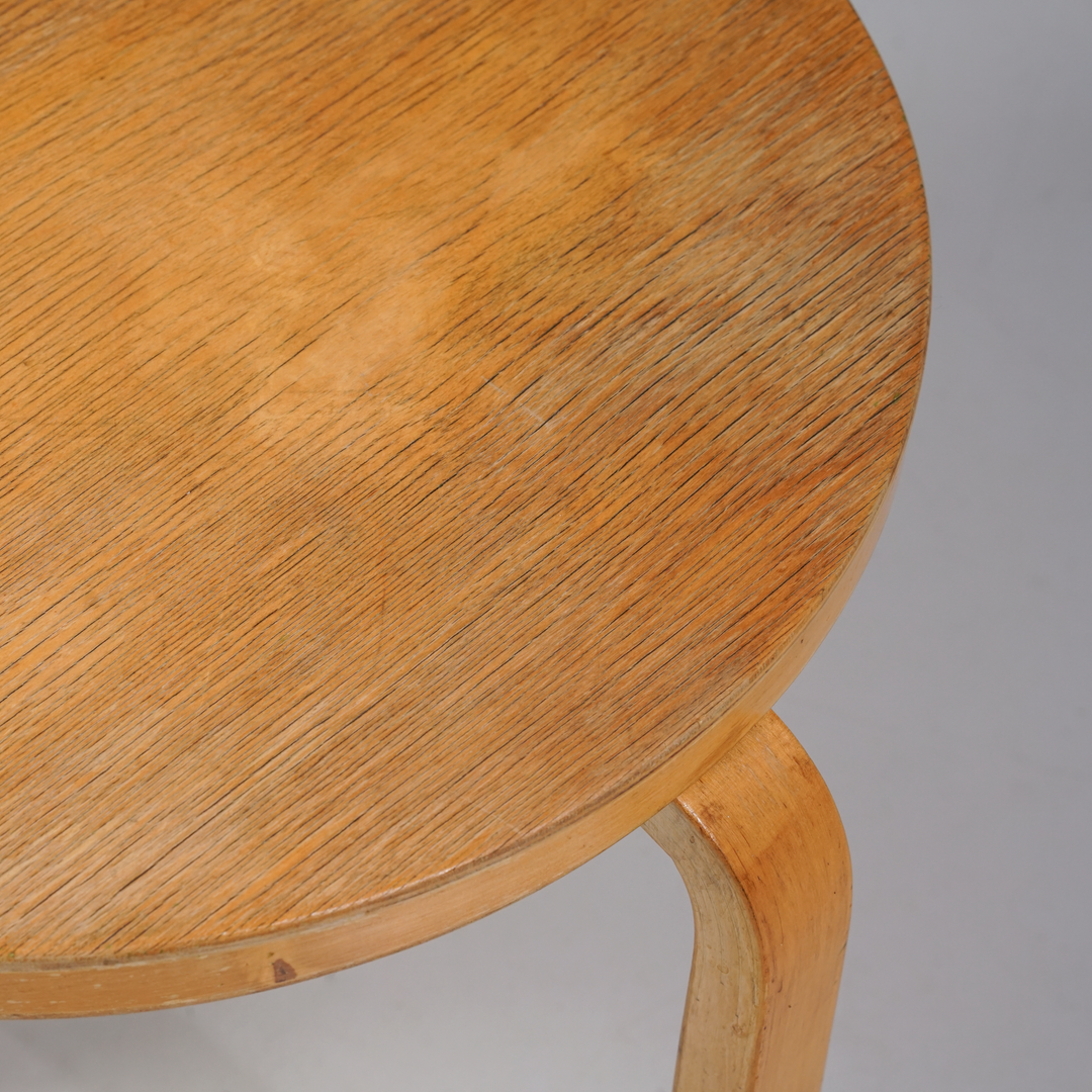 Malli 70 sivupöytä, Alvar Aalto, Oy Huonekalu- ja Rakennustyötehdas Ab, 40/50-luku