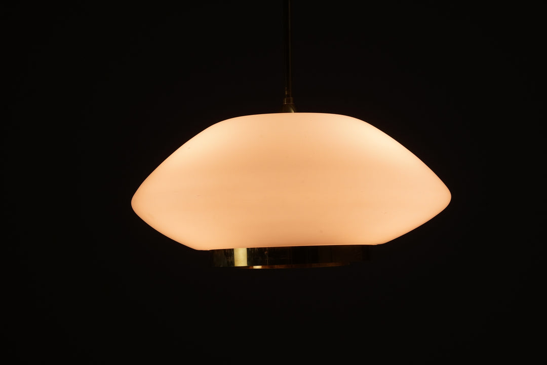 Kattovalaisin malli 61-338, Lisa Johansson-Pape, Orno, 50/60-luku