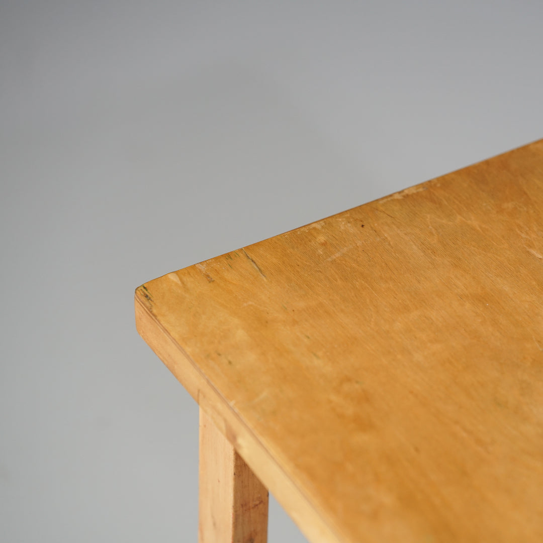 Lasten pöytä, Alvar Aalto, Oy Huonekalu- ja Rakennustyötehdas Ab, 40-luku