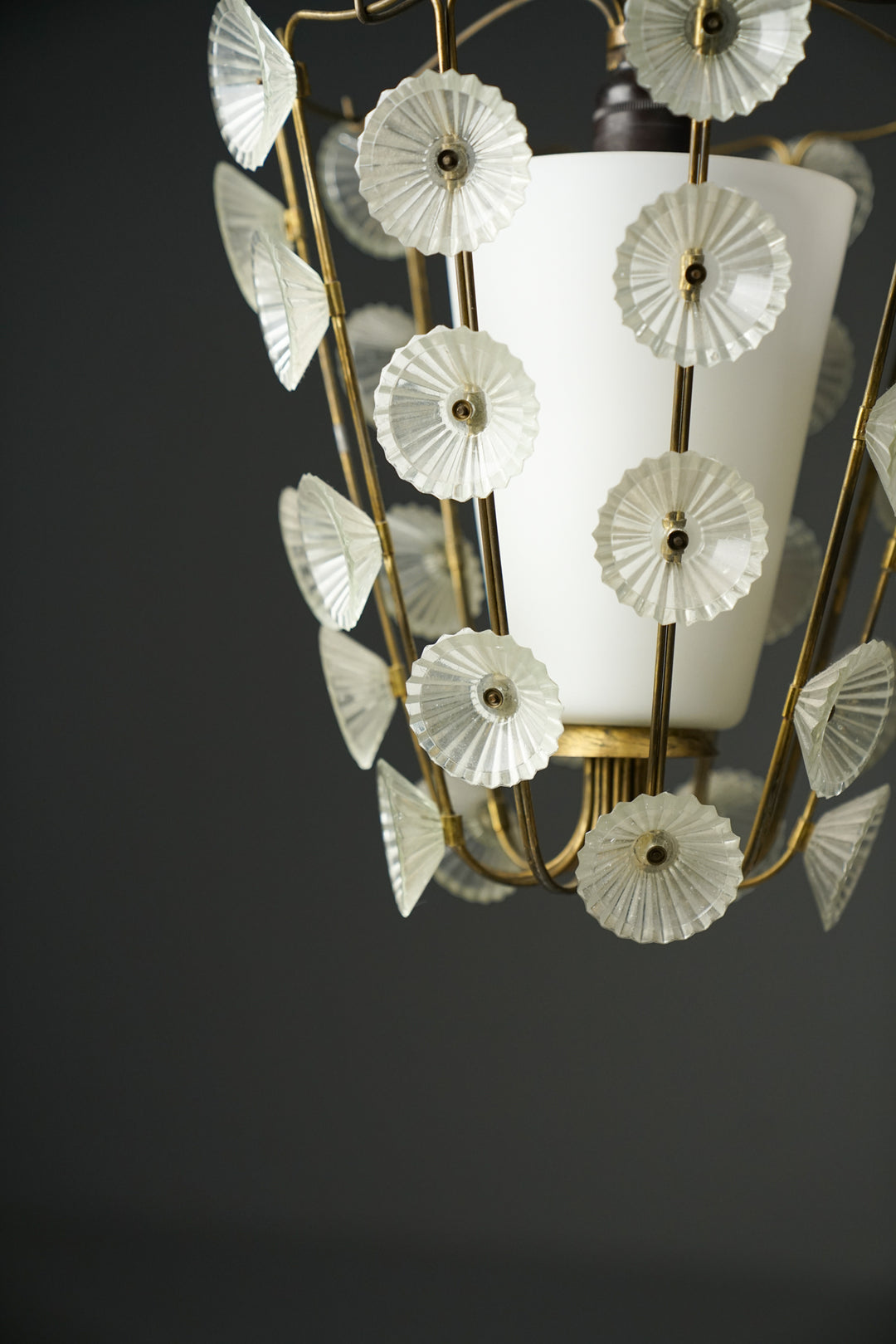 Kattovalaisin malli 1304, Lisa Johansson-Pape, Orno, 50-luku