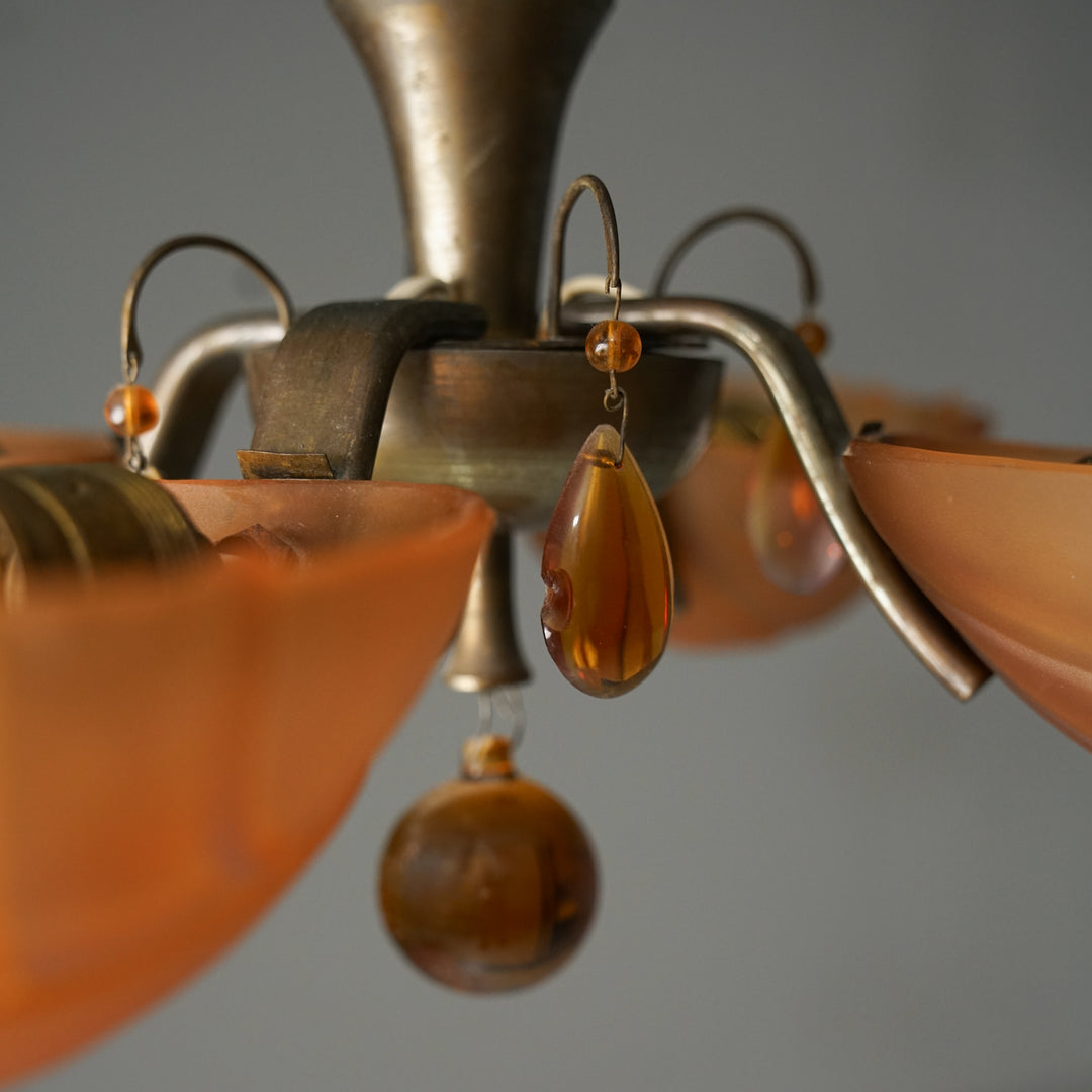 Kattovalaisin, Paavo Tynell, Taito Oy, 30-luku