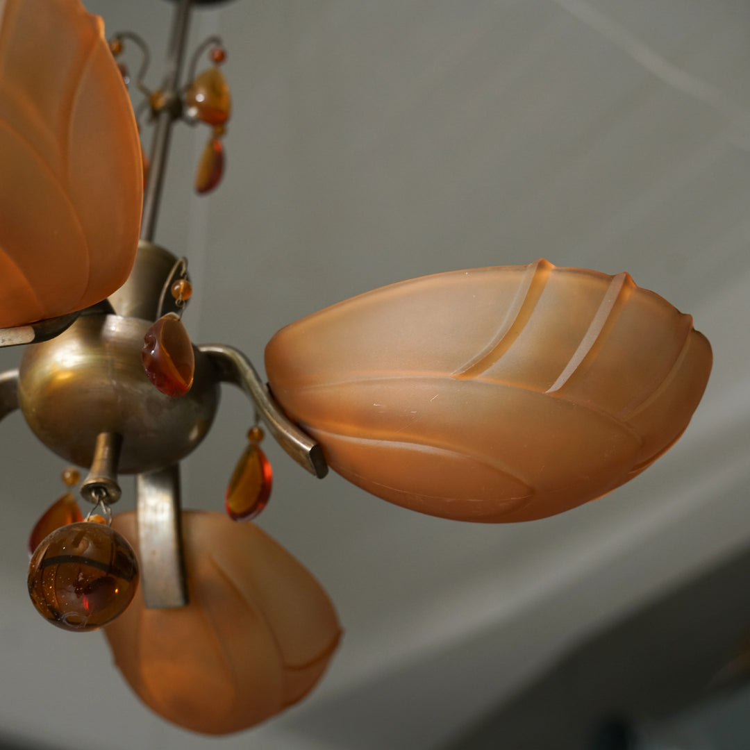 Kattovalaisin, Paavo Tynell, Taito Oy, 30-luku