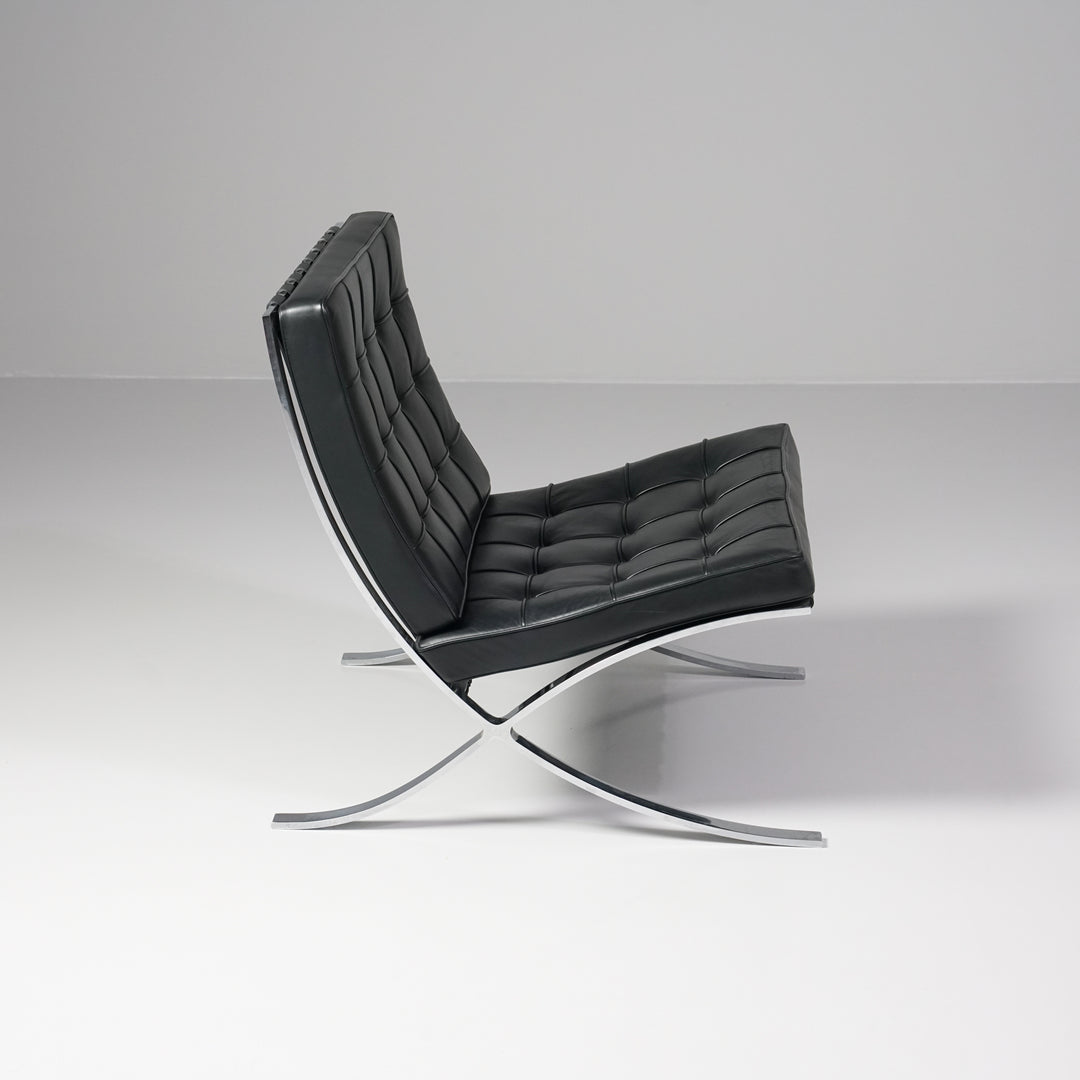 Model Barcelona armchairs (8 pieces), Ludwig Mies van der Rohe, Knoll, Early 2000s