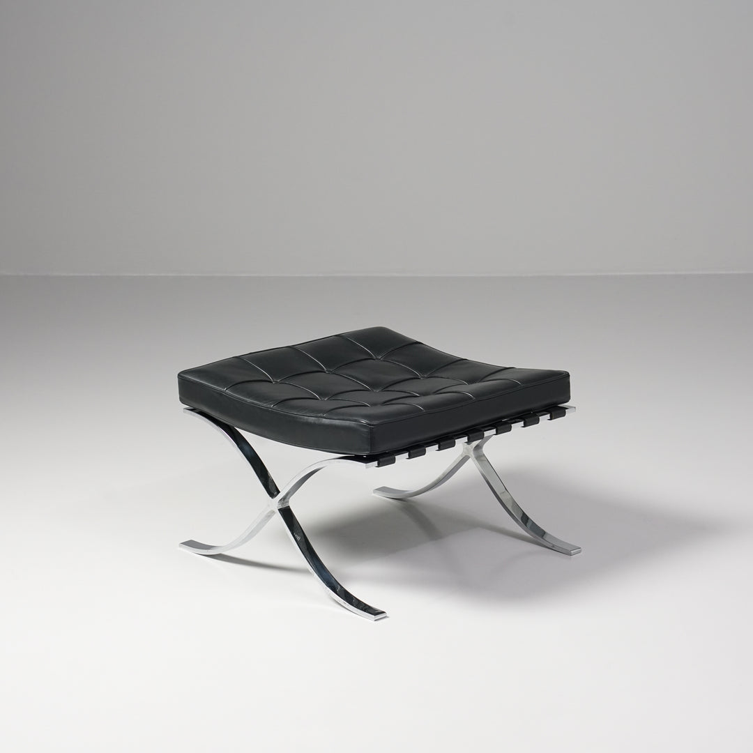 Model Barcelona stool (2 pieces), Mies Van der Rohe, Knoll, Early 2000s