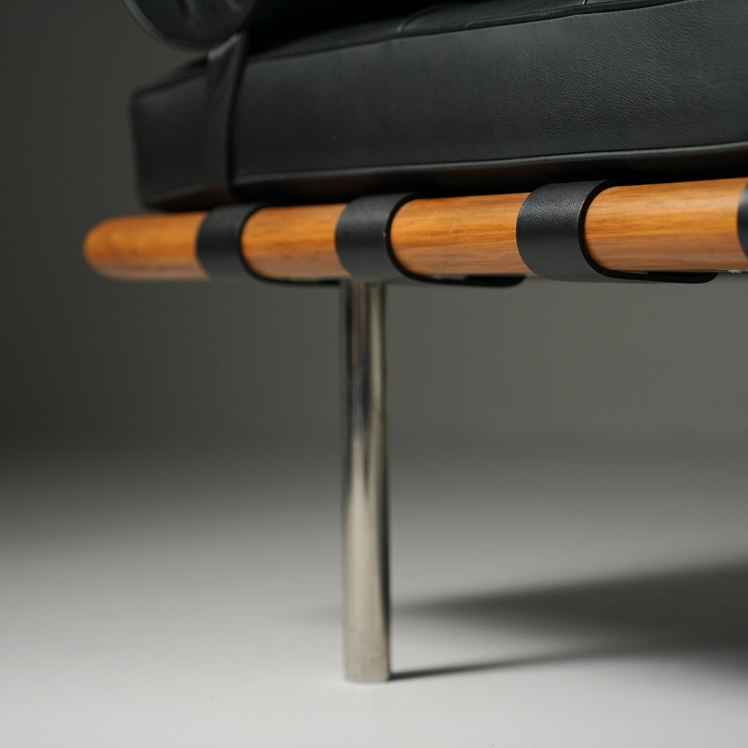 Model Barcelona daybed, Ludwig Mies van der Rohe, Knoll, Early 2000s