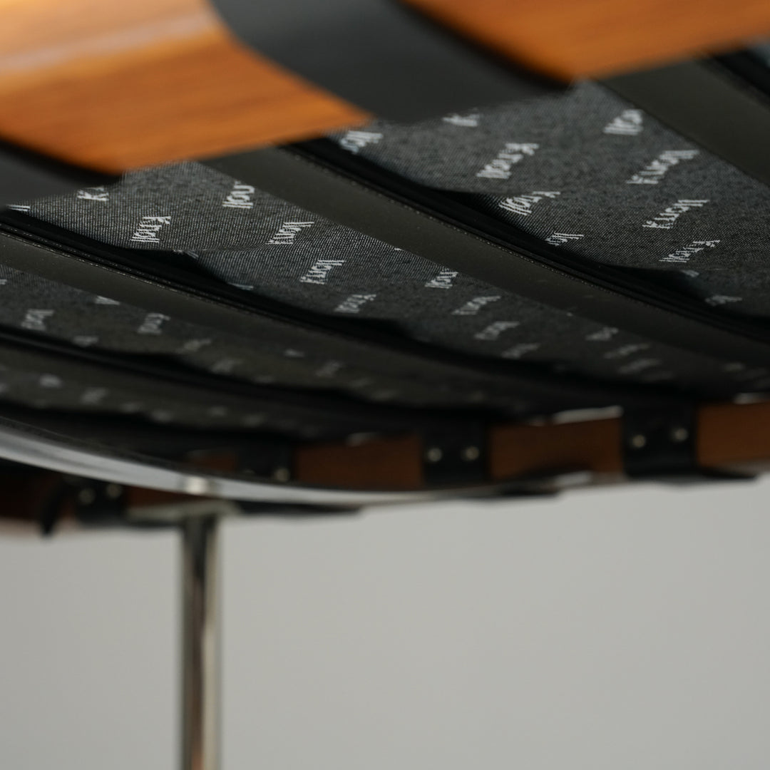 Model Barcelona daybed, Ludwig Mies van der Rohe, Knoll, Early 2000s