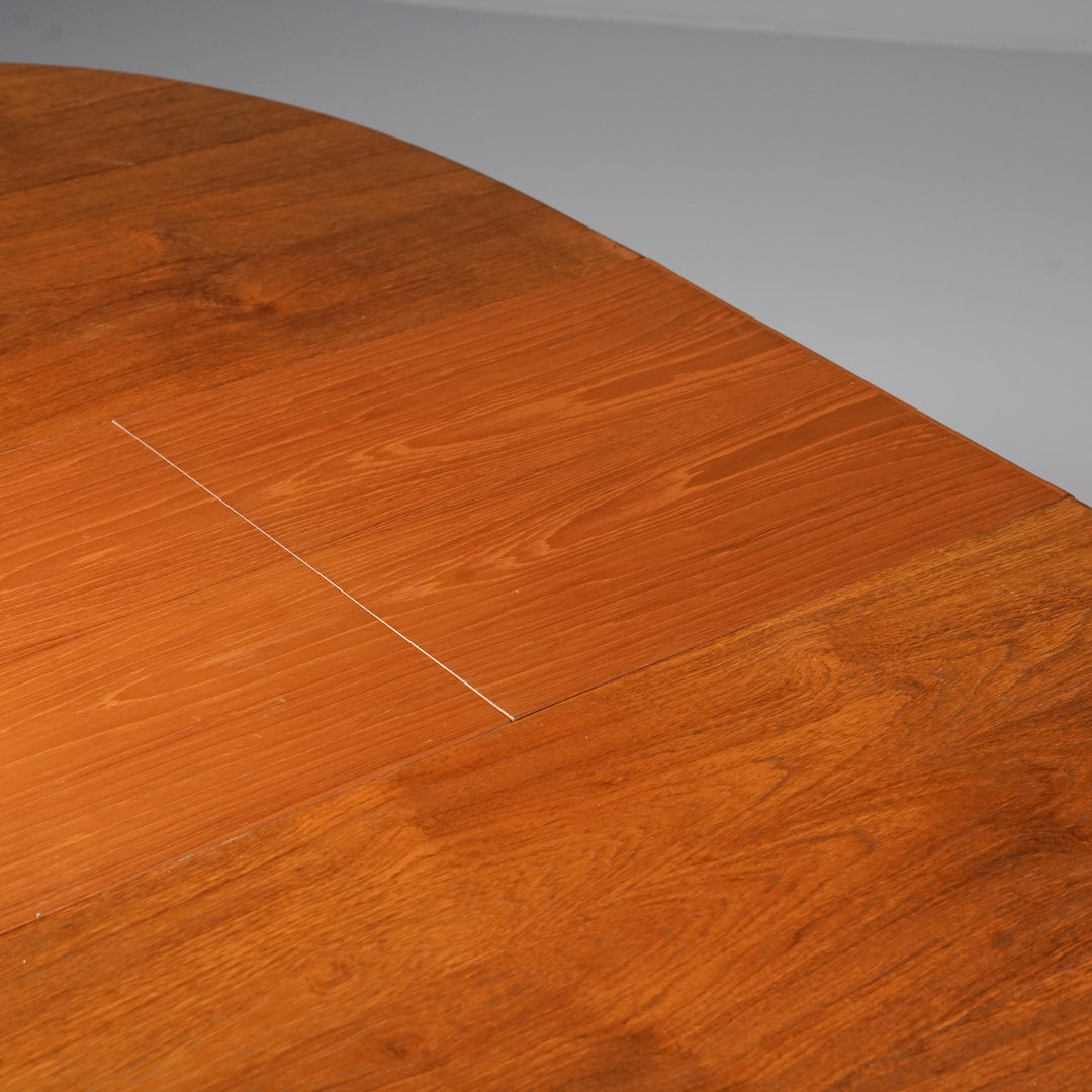 Extendable oval dining table, attr. Ole Wanscher, Denmark, 1950/1960s