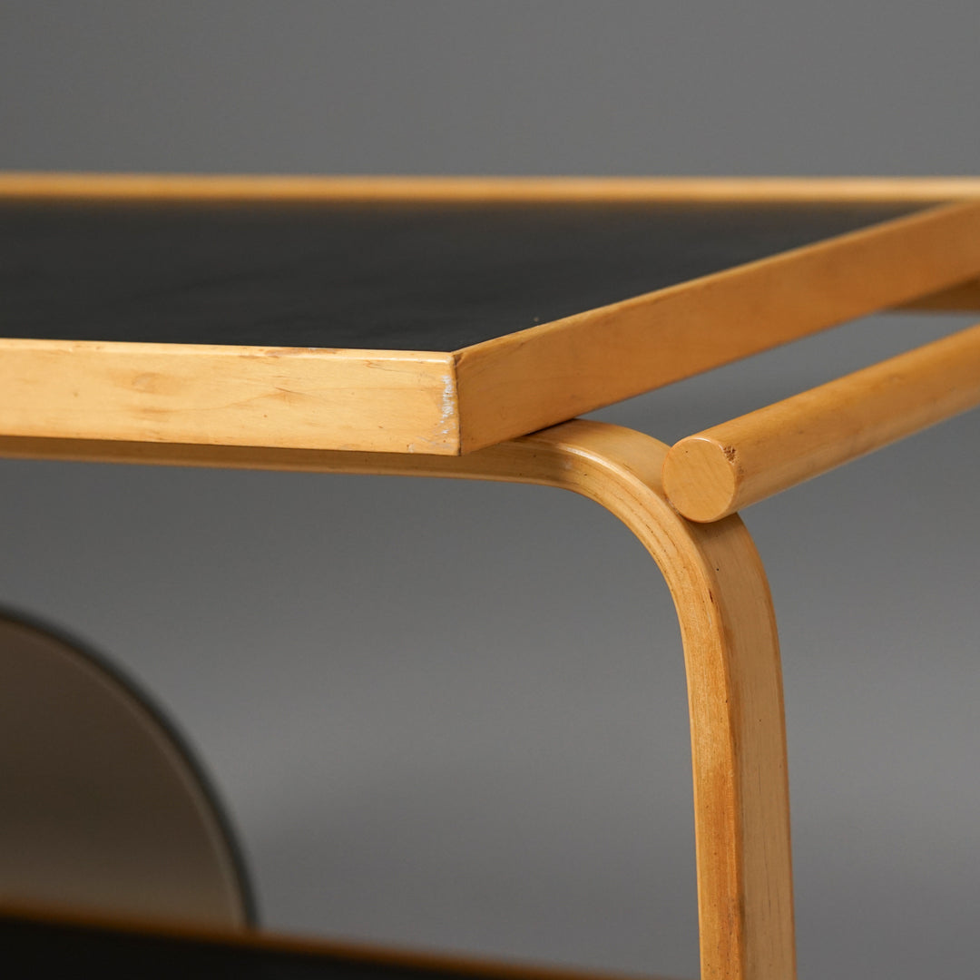 Malli 901 tarjoiluvaunu, Alvar Aalto, Artek, 1900-luvun puoliväli