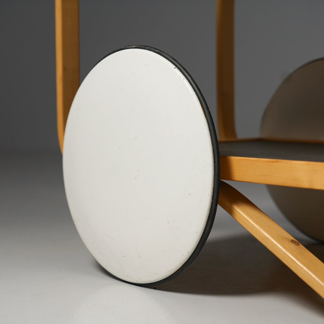 Malli 901 tarjoiluvaunu, Alvar Aalto, Artek, 1900-luvun puoliväli