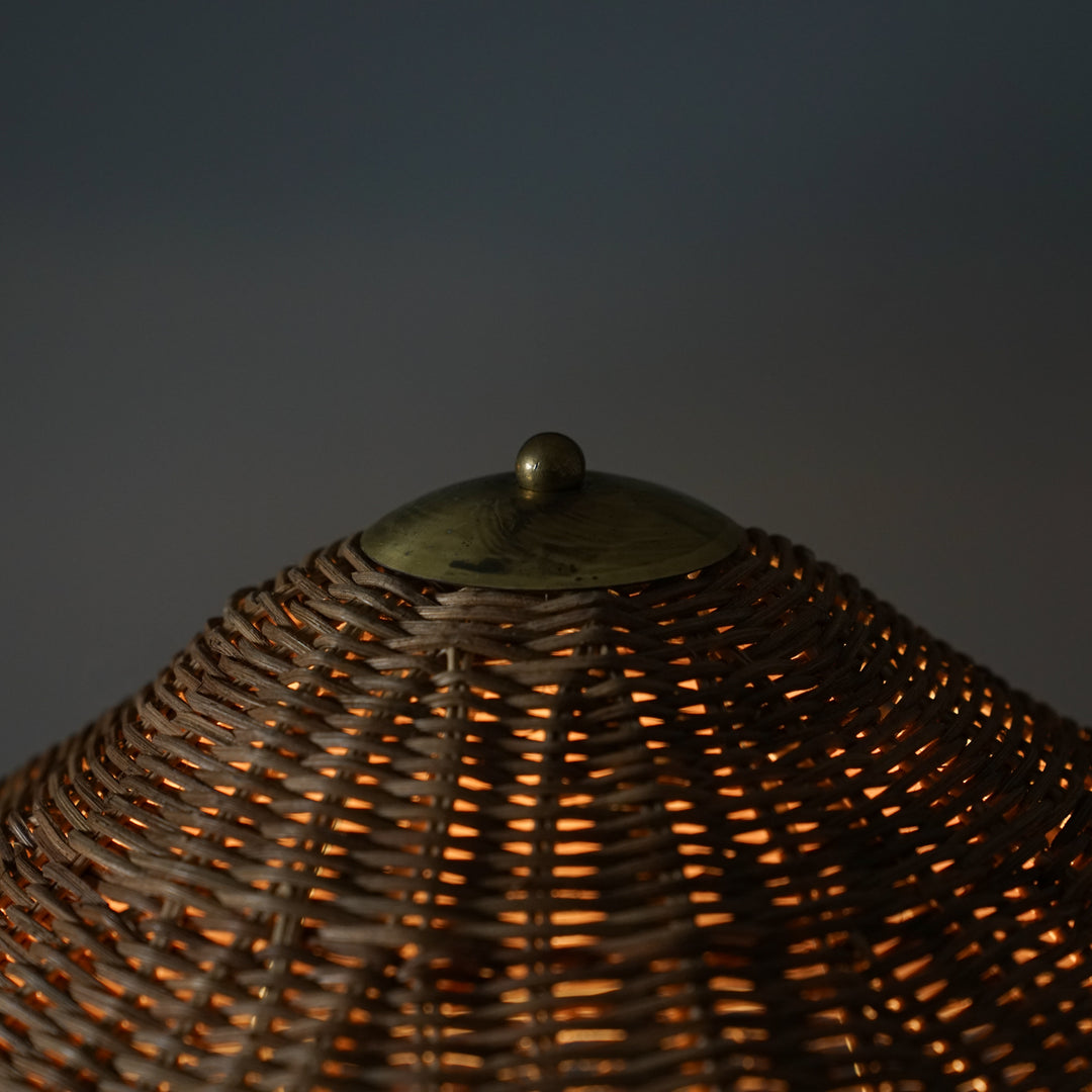 Lattiavalaisin pari, Venhola Oy, 60-luku