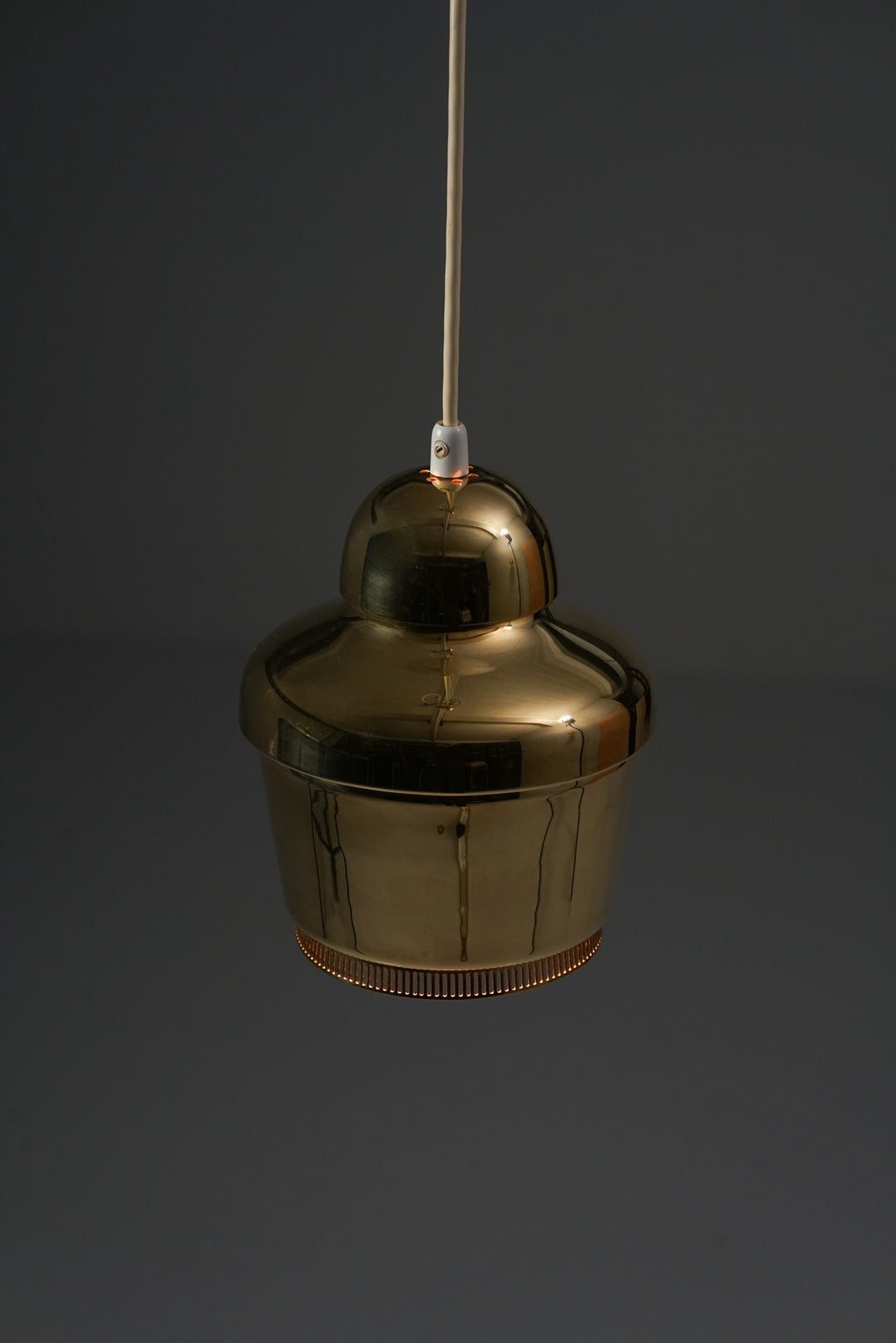 Model A330 pendant, Alvar Aalto, Valaistustyö, 1950s