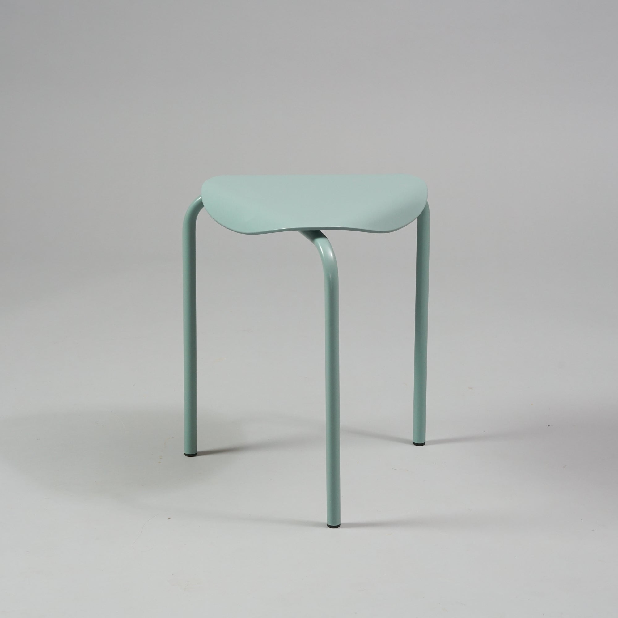 Lukki stool, Ilmari Tapiovaara, Artek, 2008 – Fargo Vintage & Design