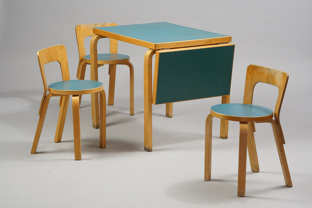 Alvar Aalto dining set, model DL 82 folding table & 3 pcs model 65 chairs, OY Huonekalu- ja Rakennustyotehdas AB, 1950s