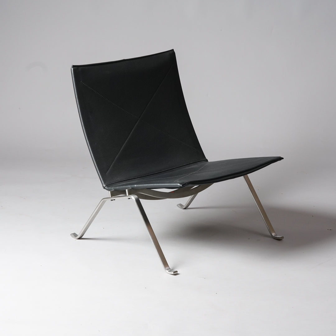 PK22 armchair, Poul Kjærhol, Fritz Hansen, 2000s